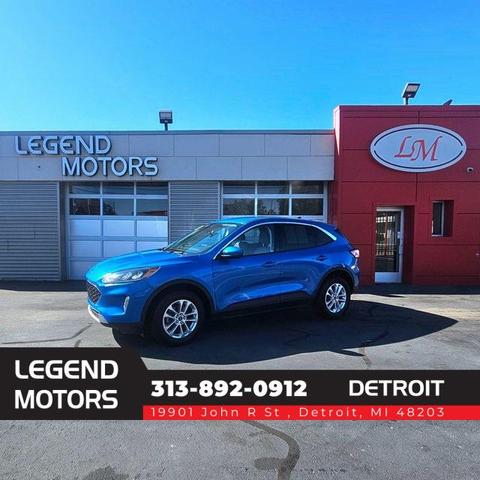 2021 ford escape se