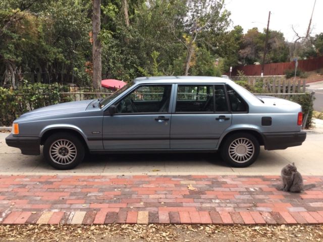 1993 volvo 940 blue sedan