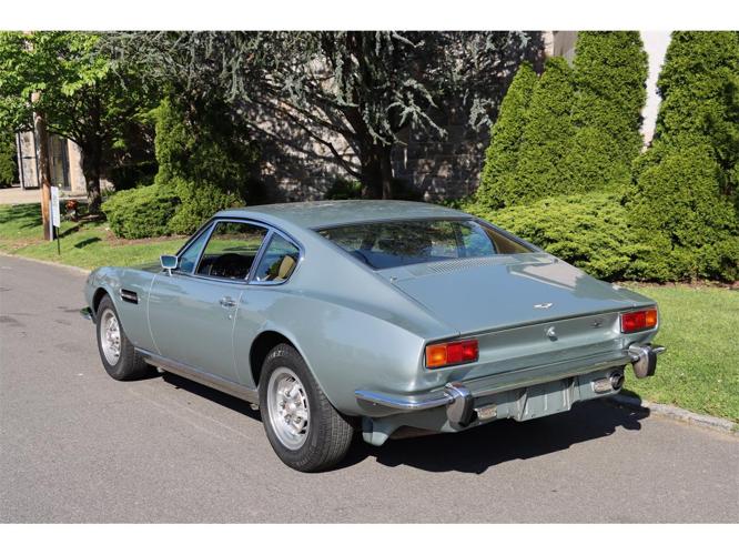 1971 aston martin v8 in astoria, new york