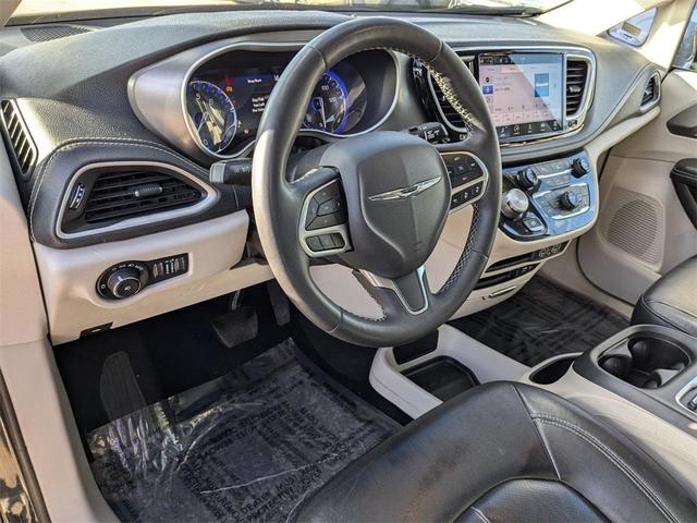 2022 chrysler pacifica touring-l