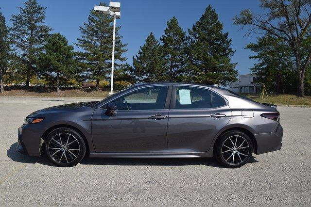 2024 toyota camry se