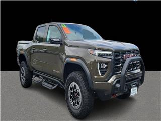 2023 GMC Canyon at4x