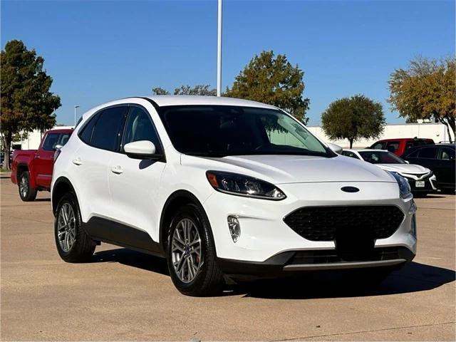 2022 ford escape sel