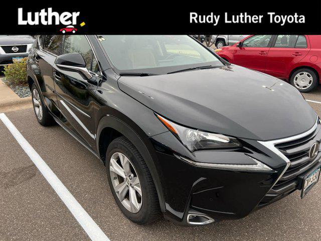2017 lexus nx 200t base