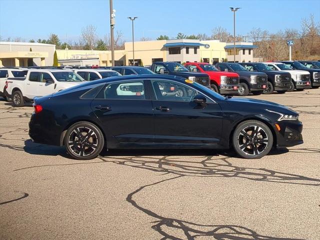 2022 kia k5 gt-line
