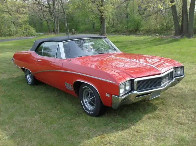 sharp 1968 buick skylark convertible. nice in & out. no rust, clean