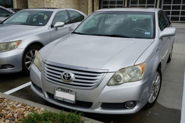 2008 toyota avalon xls