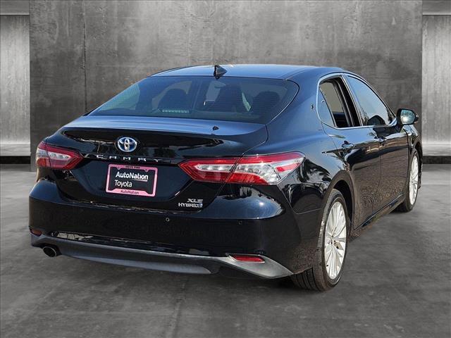 2020 toyota camry hybrid xle