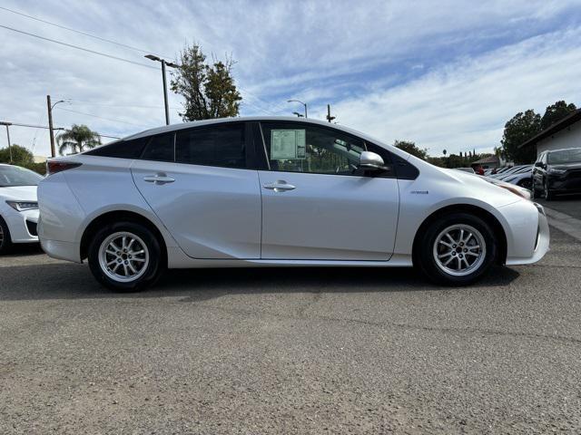 2016 toyota prius two