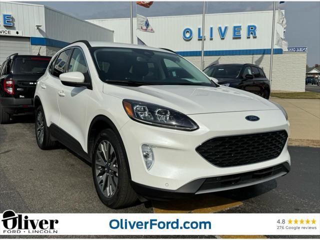 2022 ford escape titanium