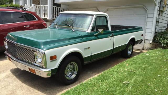 '72 chevrolet cheyenne pick-up truck