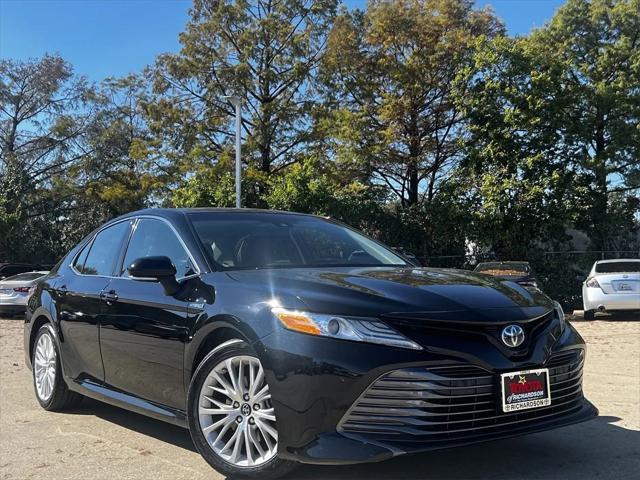 2018 toyota camry hybrid xle