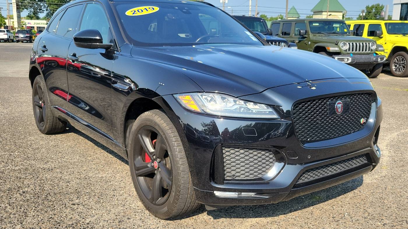 2019 jaguar f-pace s