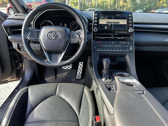 2019 toyota avalon hybrid xse
