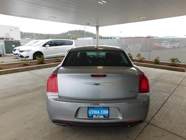 certified 2017 chrysler 300 c roseburg, or 97470 for sale in roseburg, oregon