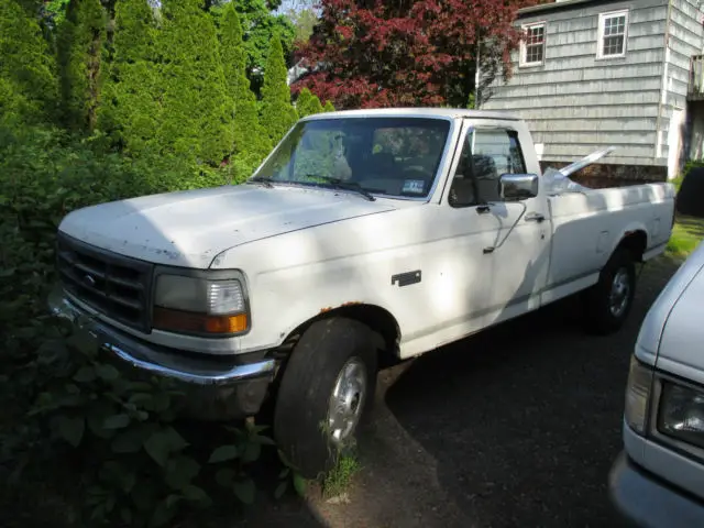 1992 2wd 7.5 cc w/automatic overdrive trans full size bed in very good condition