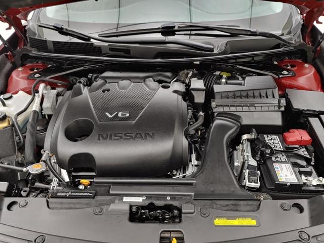 2021 nissan maxima sv