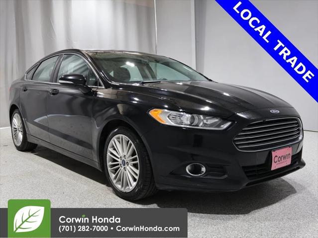 2016 ford fusion se
