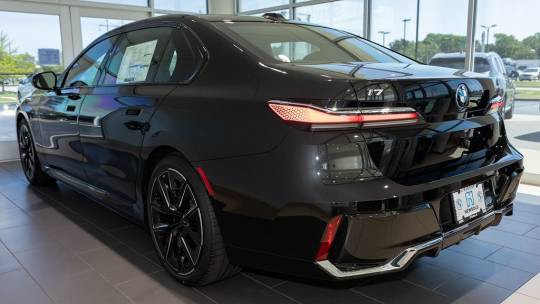 2024 BMW i7