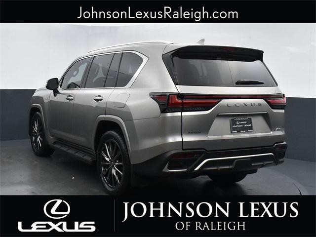 2022 lexus lx 600 base