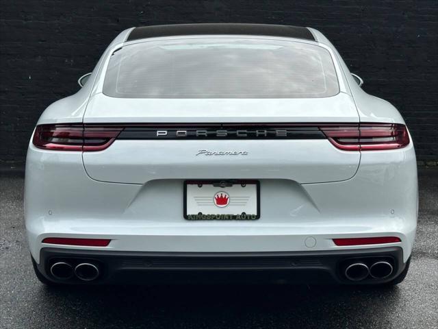 2018 porsche panamera base