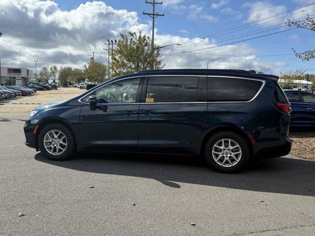 2022 chrysler pacifica touring l