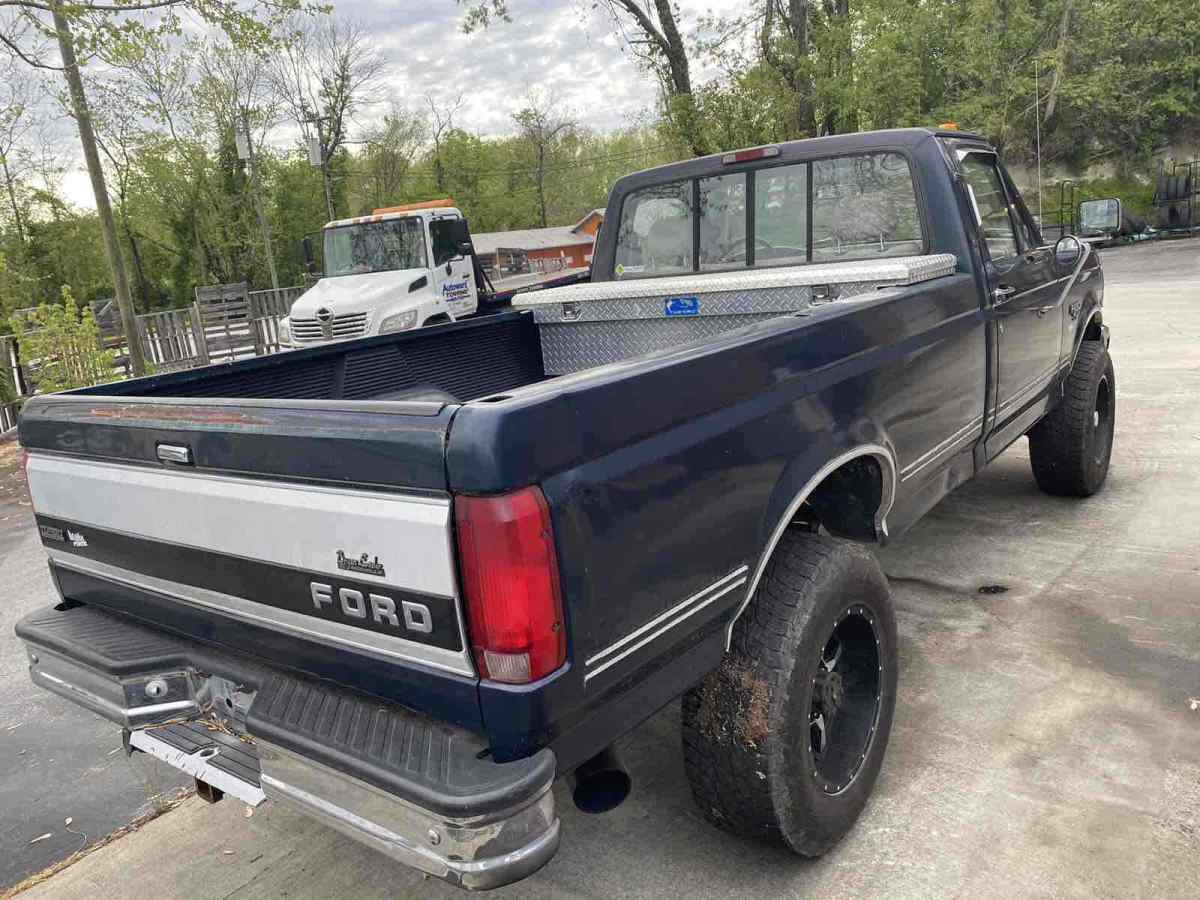 1994 ford f-250 pickup green 4wd manual xl