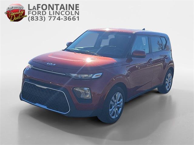 2022 kia soul lx