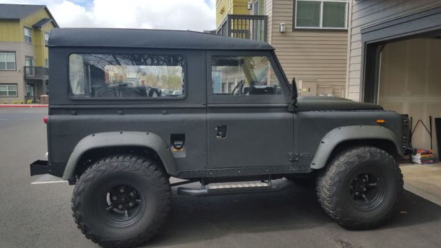 1987 land rover defender 90 - rhino lined inside and out - custom alpine stereo