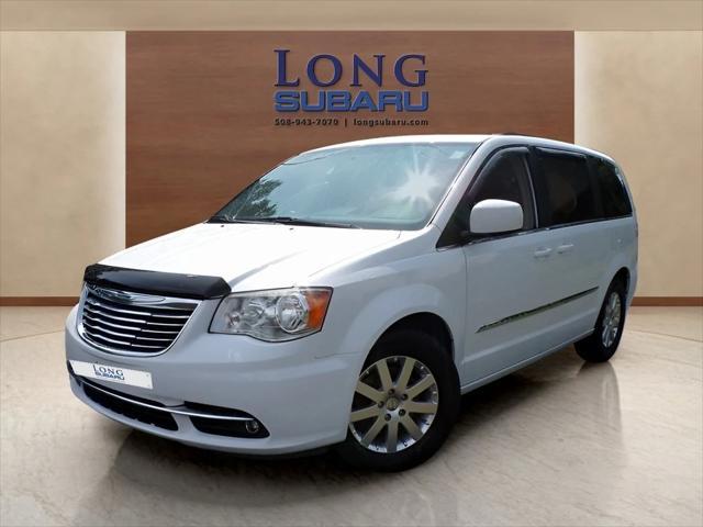 2016 chrysler town & country touring