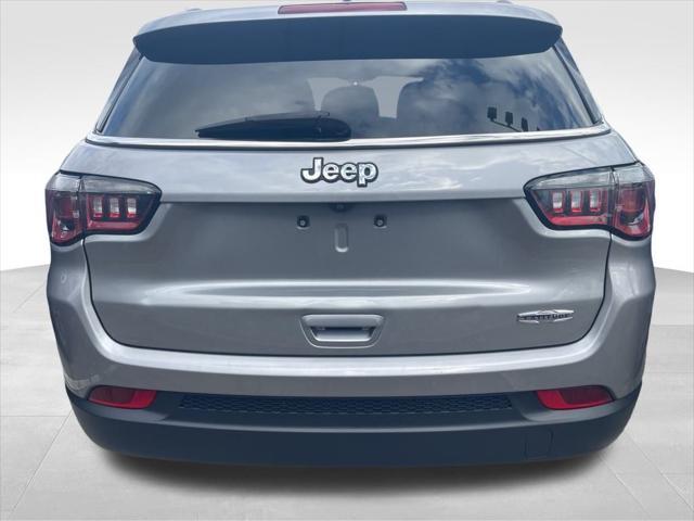 2020 jeep compass latitude