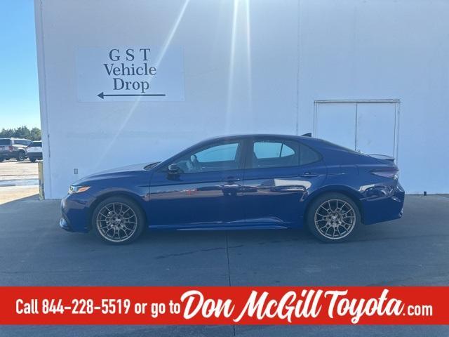 2024 toyota camry se nightshade