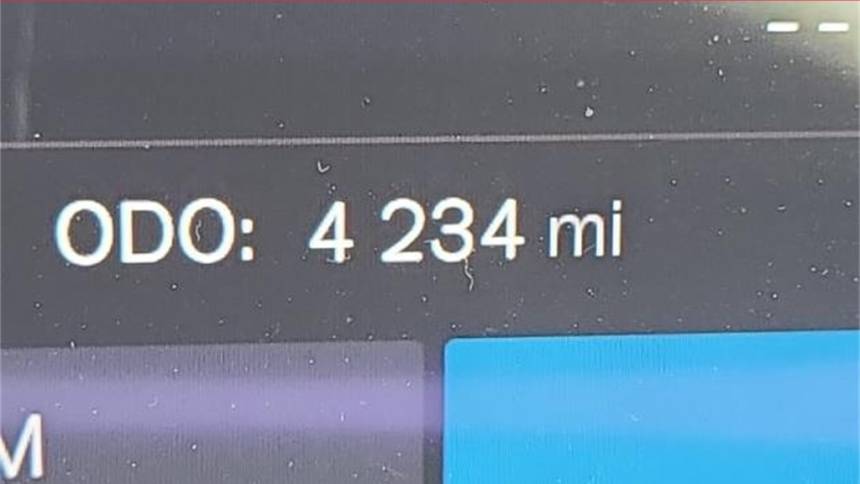 2024 volvo xc60 recharge t8 core dark theme