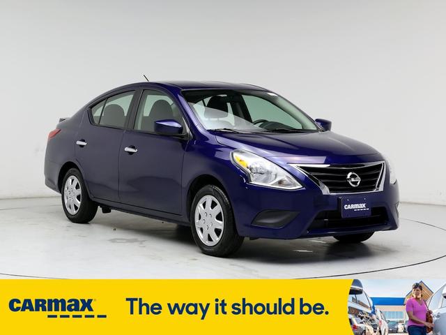 2019 nissan versa sv