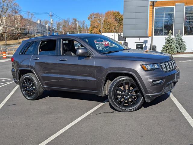 2021 jeep grand cherokee laredo x 4x4