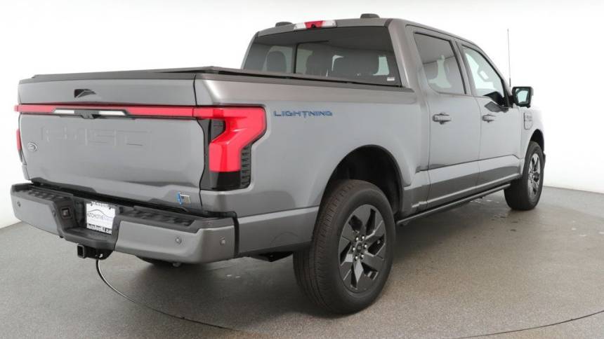 2023 ford f-150 lightning xlt