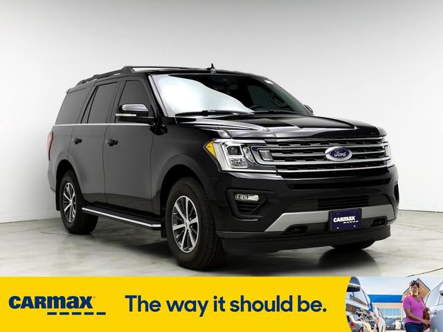 2019 ford expedition xlt