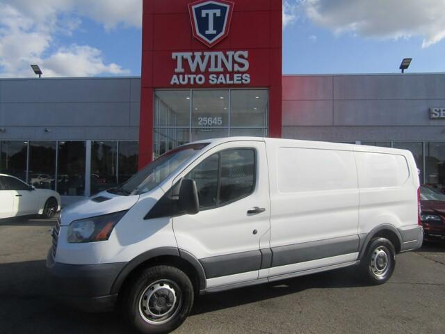 2016 ford transit-150 base