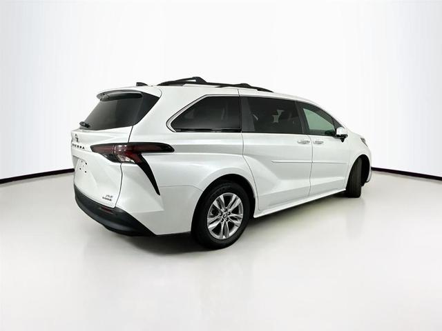 2023 toyota sienna xle