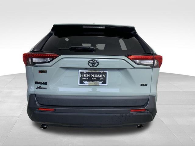 2021 toyota rav4 xle