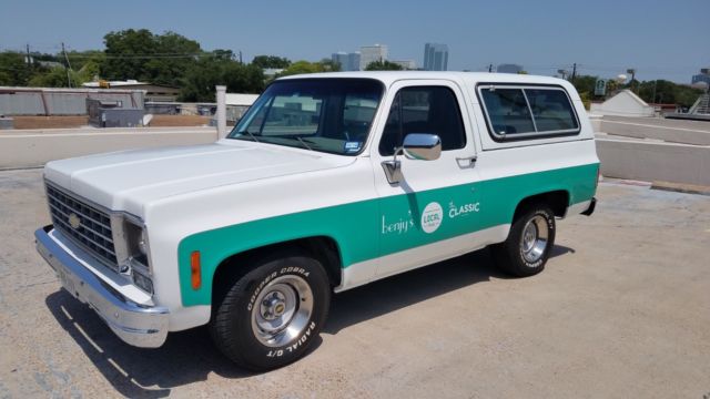 1976 chevrolet blazer, 2-door, restored, vintage a/c, nice stereo....runs great