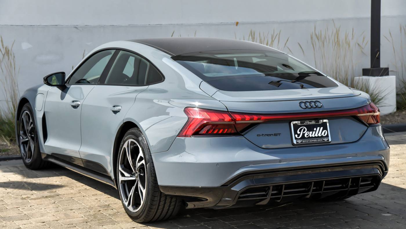 2022 audi e-tron gt quattro premium plus