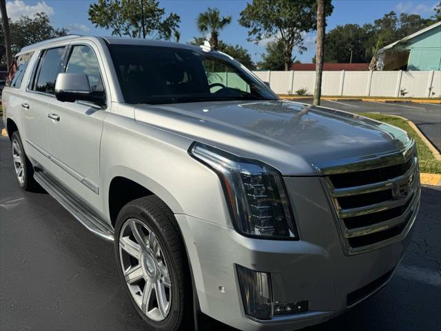 2020 cadillac escalade esv luxury
