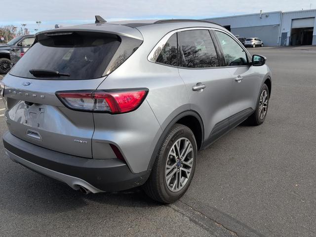 2021 ford escape sel