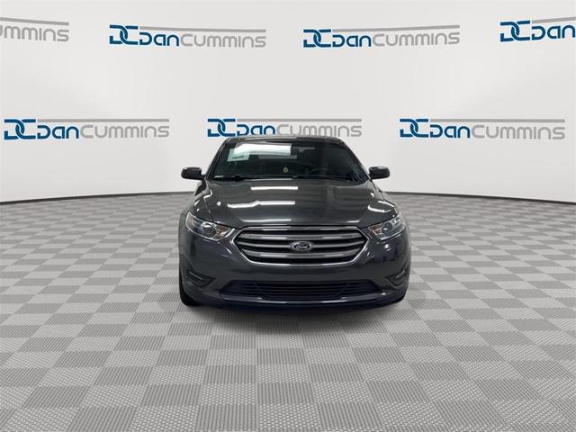 2018 ford taurus sel