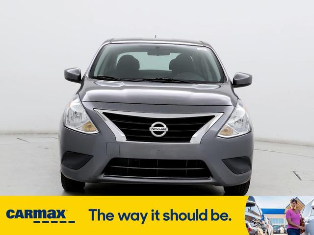 2018 nissan versa sv