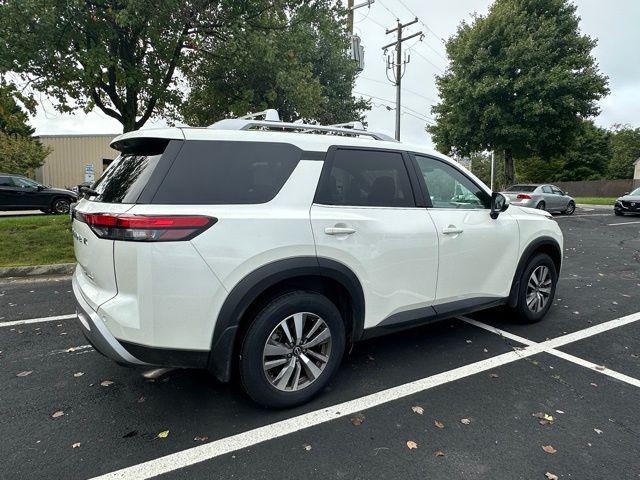 2023 nissan pathfinder sl 4wd