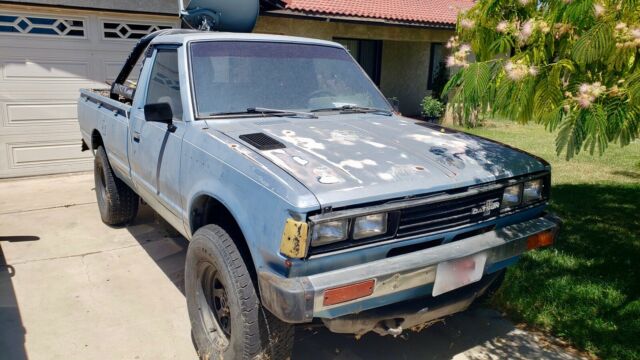 datsun 720 1981 4x4