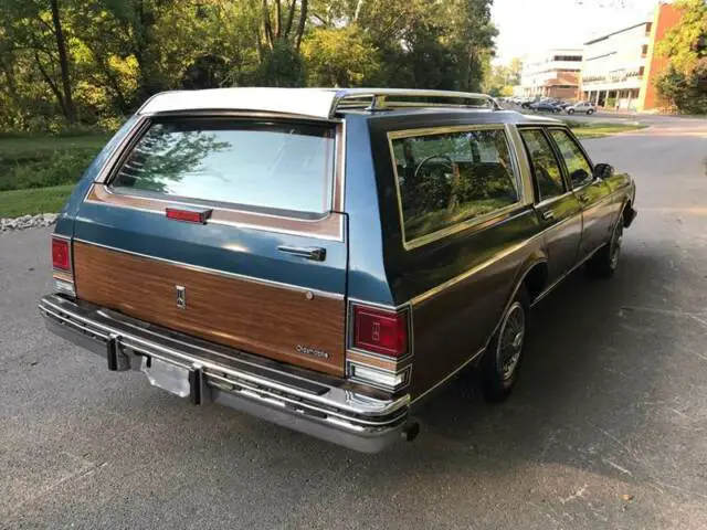 only 62k miles! #rd seat cold ac survivor wagon runs great! free shipping!