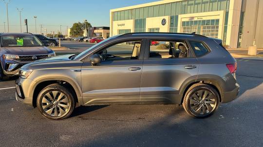 2024 Volkswagen Taos